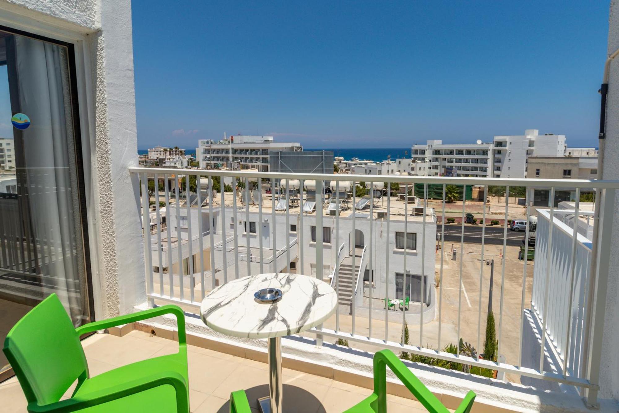 プロタラスLeucolla Hill & Seaアパートメント 部屋 写真
